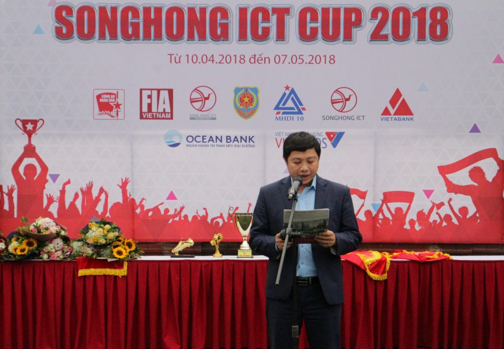 Tưng bừng khai mạc giải bóng đá giao hữu Song Hong ICT Cup
