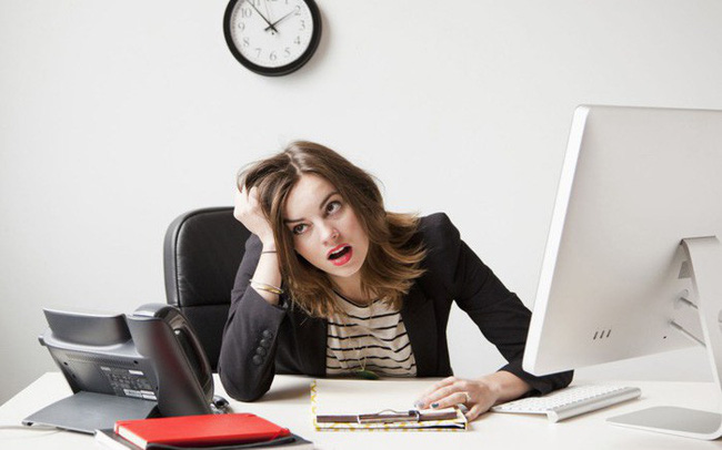 Bạn có thể “giết chết” năng suất của cả ngày làm việc bởi những sai lầm ngu ngốc này: Đa số chúng ta đều huỷ hoại 8 tiếng ở văn phòng vì coi thường tiểu tiết!
