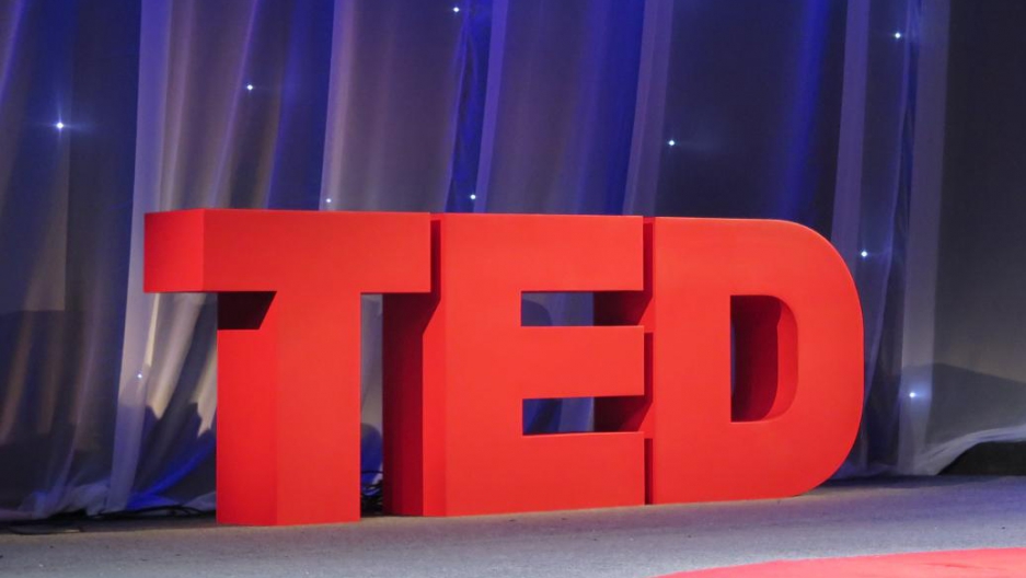 8 Ted talk bạn nên nghe để cuộc sống thêm cân bằng và hạnh phúc